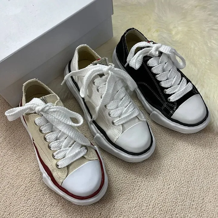 Sneakers product example